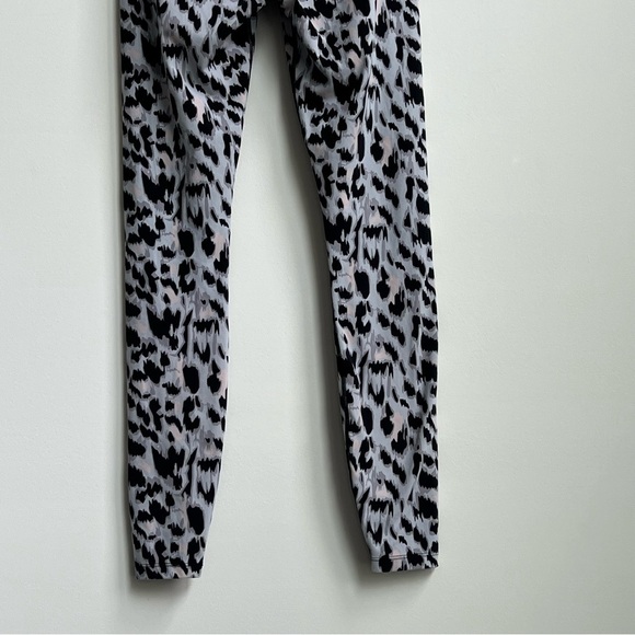 Varley Duncan High Rise Full Length Leggings Buckthorn Silver Cheetah Medium - Picture 11 of 11